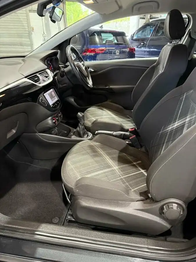 2015-vauxhall-corsa-12-limited-edition-3d-big-13