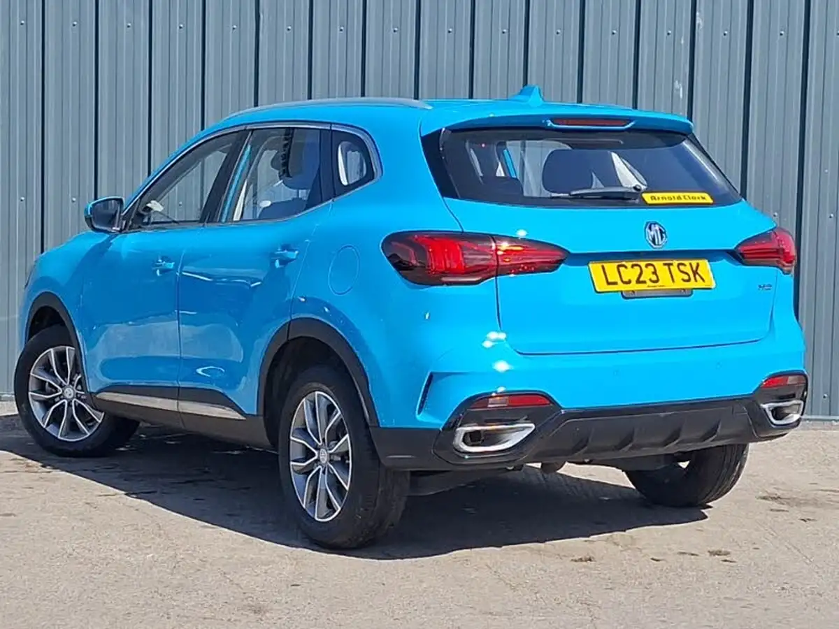2023-mg-hs-15t-gdi-se-162ps-big-1