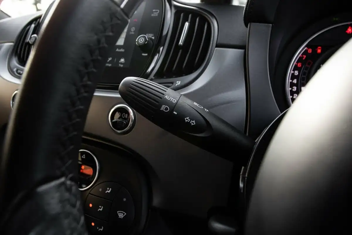 2022-abarth-595-14-tjet-turismo-big-20