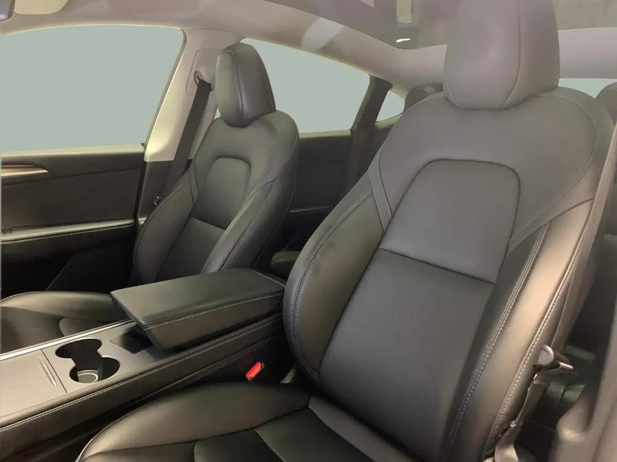2023-tesla-model-y-e-rwd-big-6