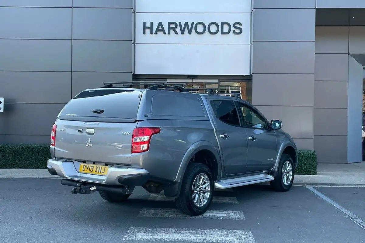 2019-mitsubishi-l200-24di-d-warrior-eu6b-big-5
