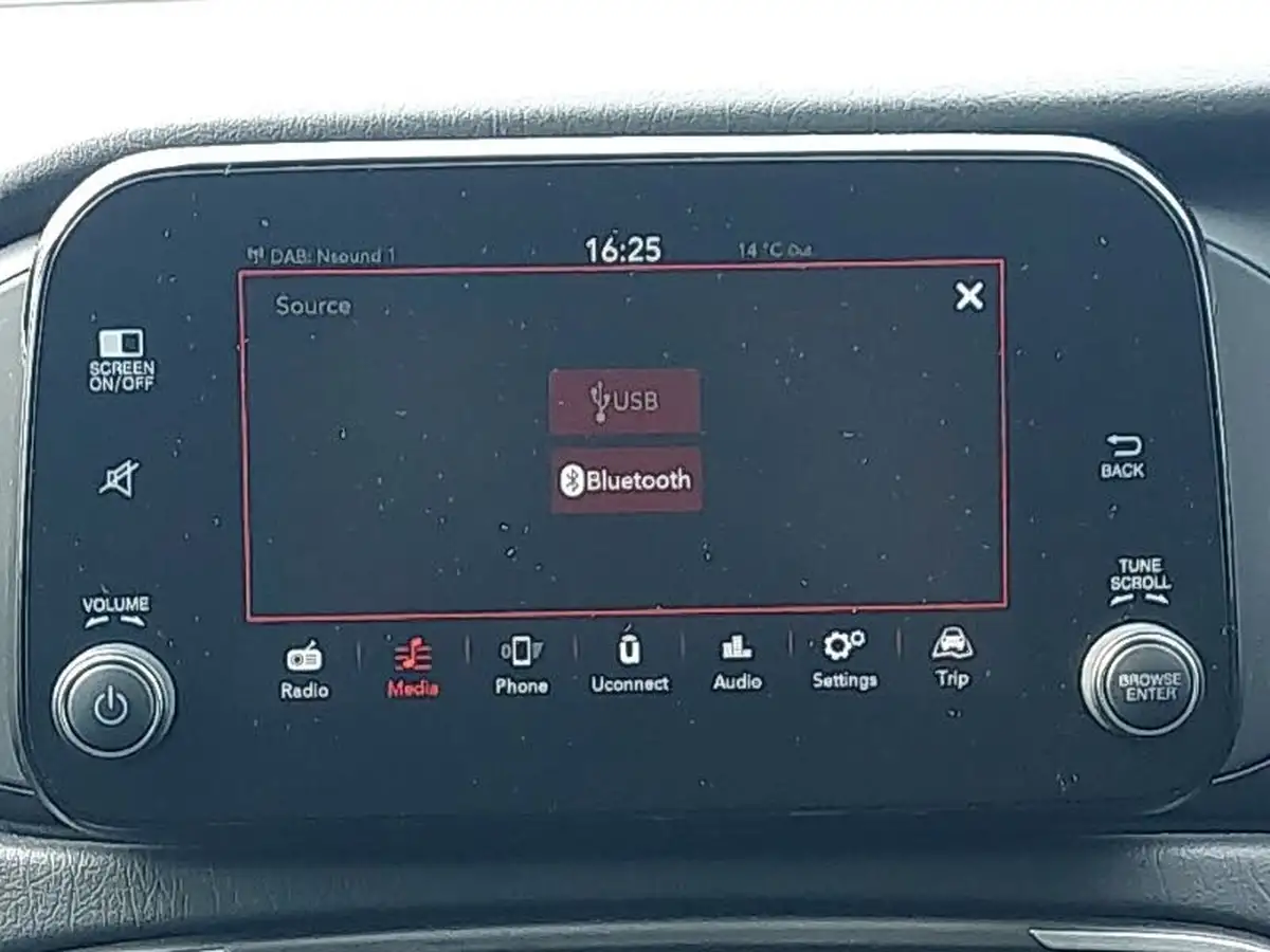 2021-fiat-tipo-10-life-hatchback-big-12