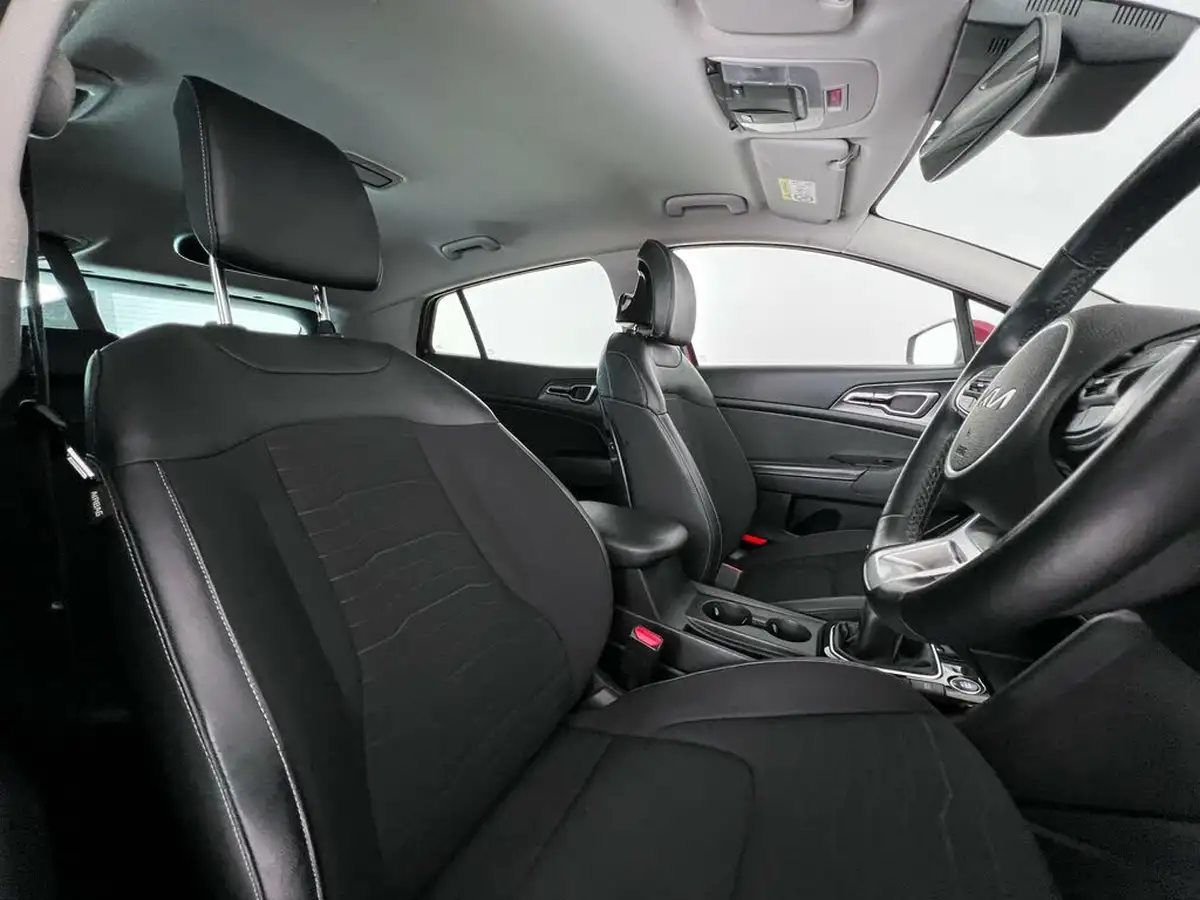 2022-kia-sportage-16-t-gdi-launch-edition-big-13