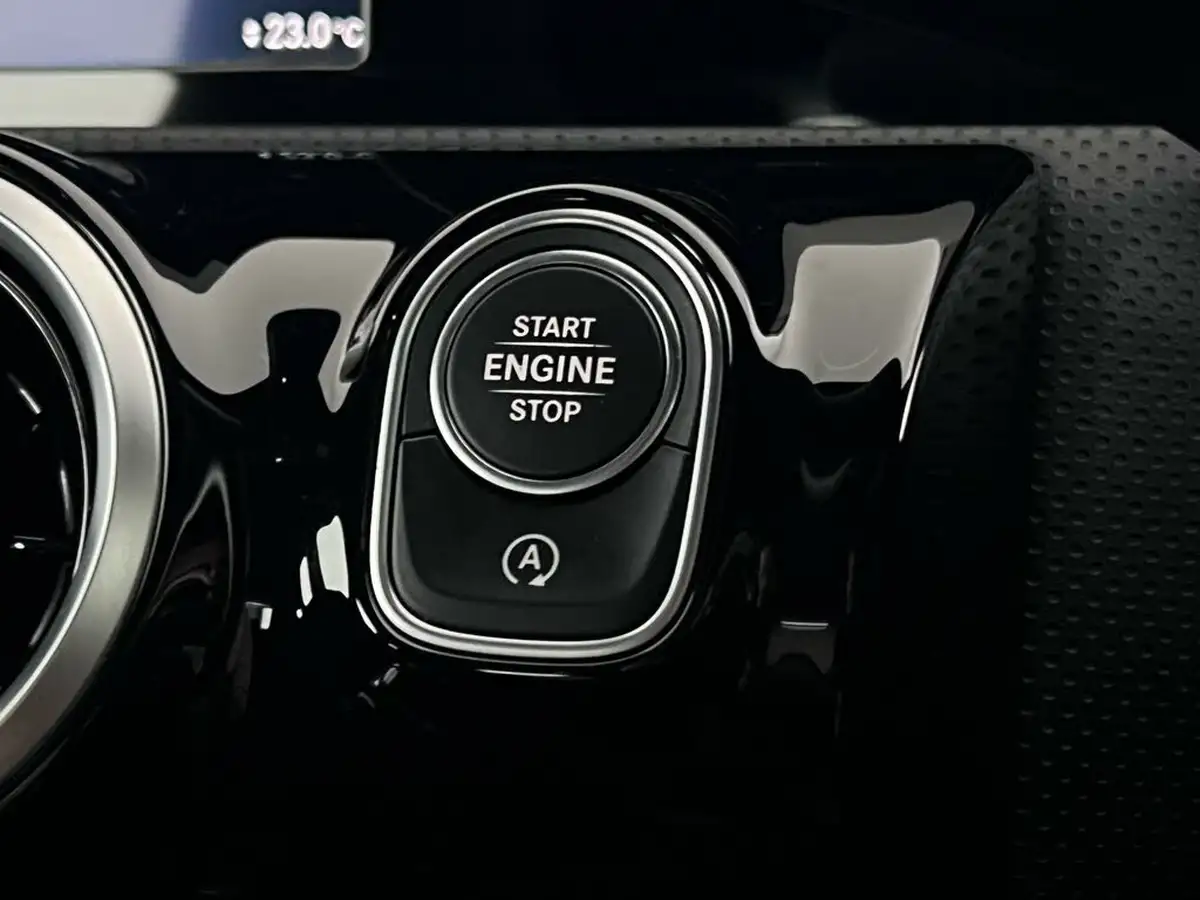 2018-mercedes-benz-a-class-13-a200-amg-line-ss-hatchback-5d-7g-dct-big-31