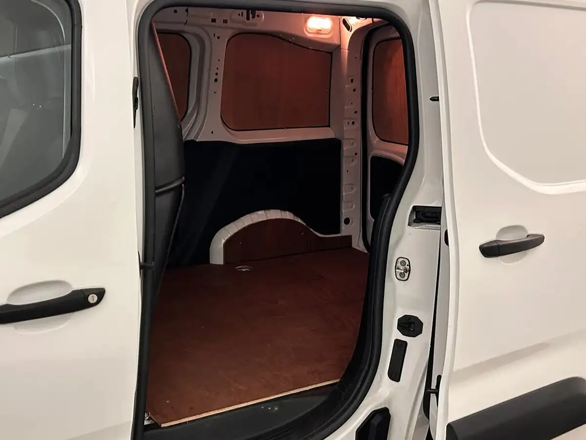 2021-peugeot-partner-15-bluehdi-1000-professional-premium-100pseu6d-big-16