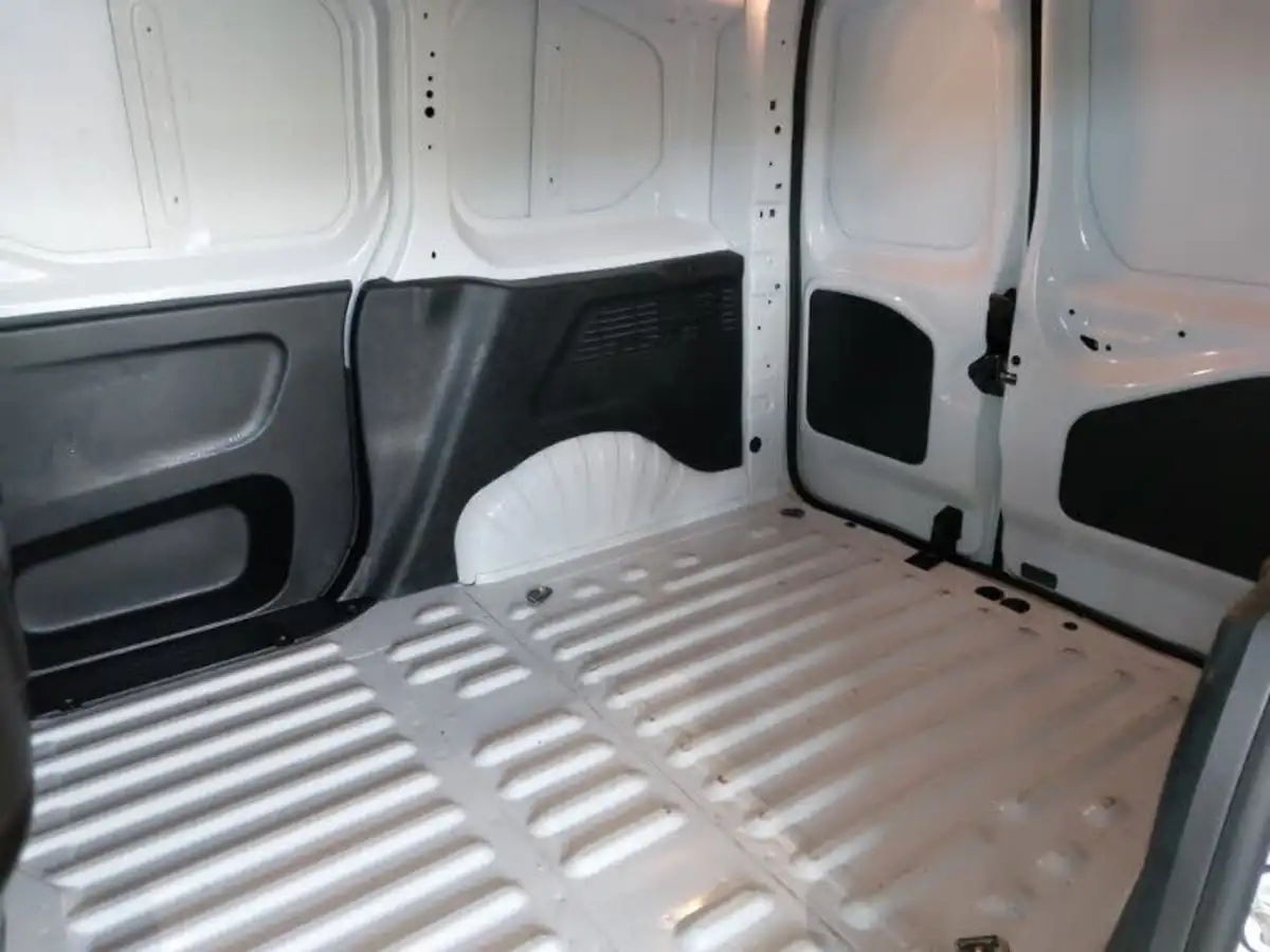 2024-peugeot-partner-15-bluehdi-professional-100pseu6d-big-5