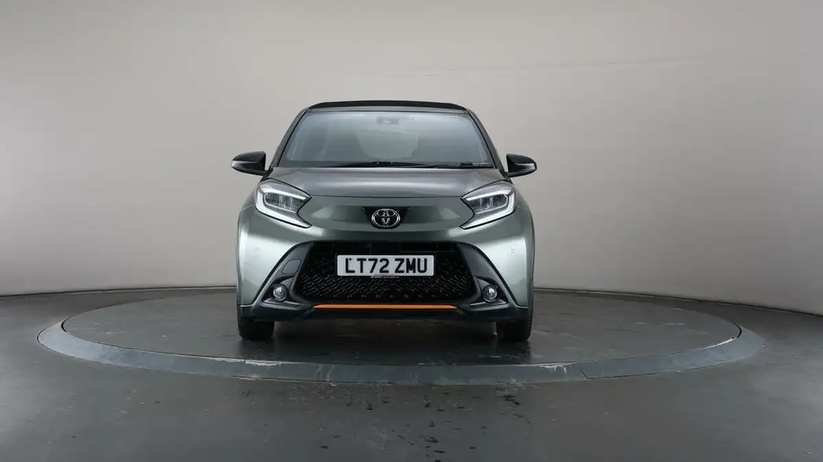 2022-toyota-aygo-x-10-vvt-i-limited-edition-big-39