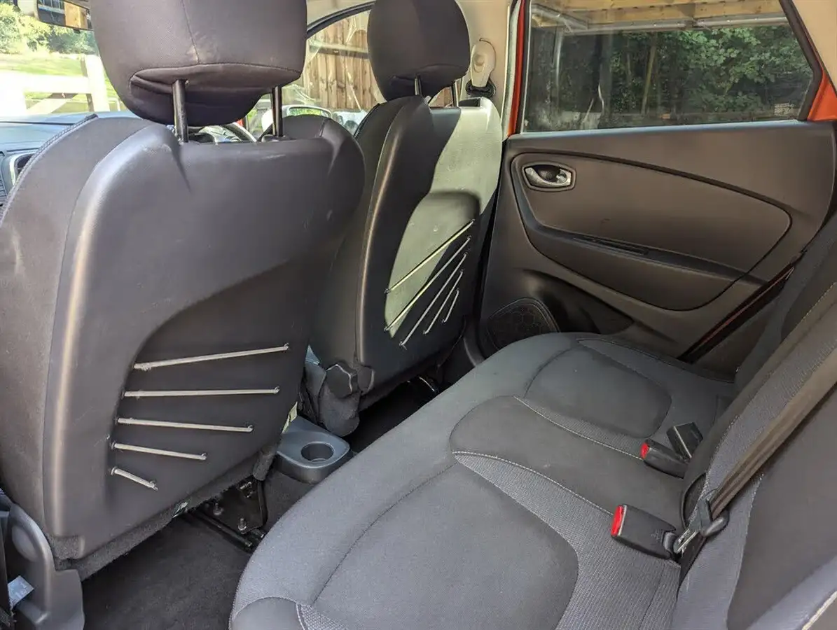2015-renault-captur-15dci-dynamique-s-90bhp-energyss-big-26