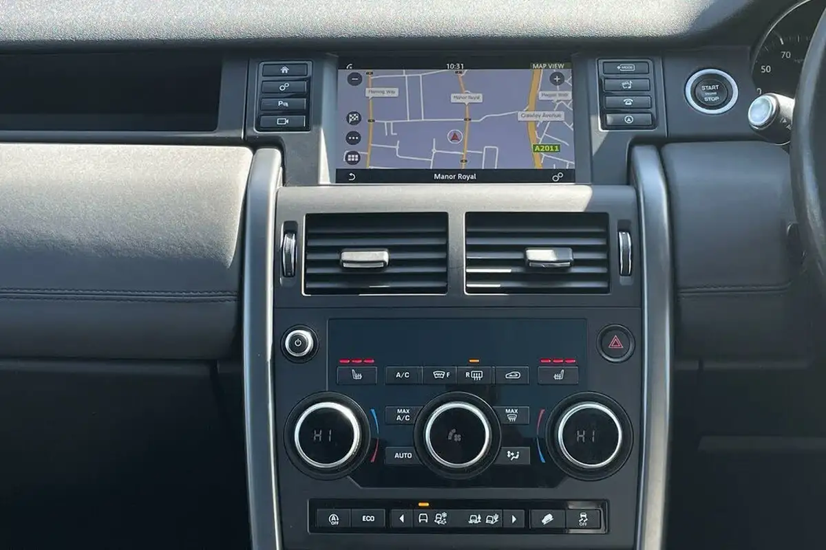 2019-land-rover-discovery-sport-20td4-landmark-big-16