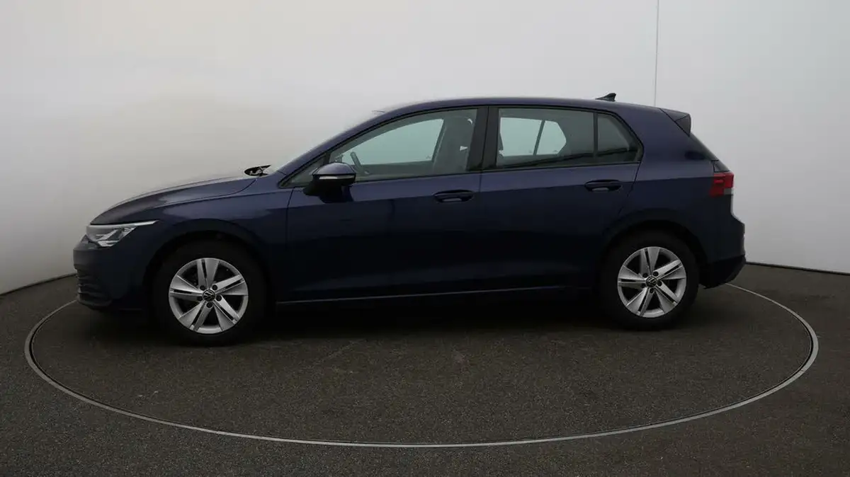 2022-volkswagen-golf-15-tsi-life-130ps-hatchback-big-4