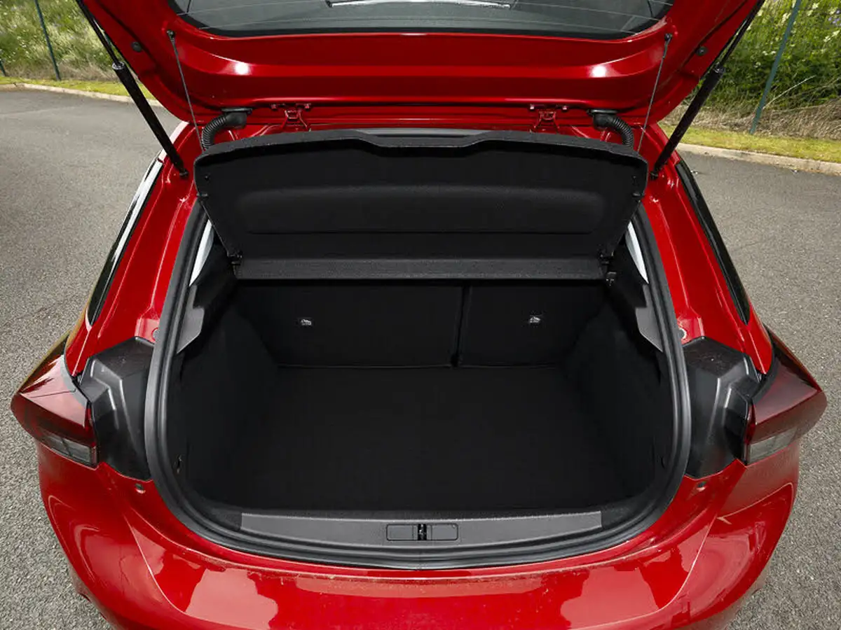 2024-vauxhall-corsa-12i-design-big-17