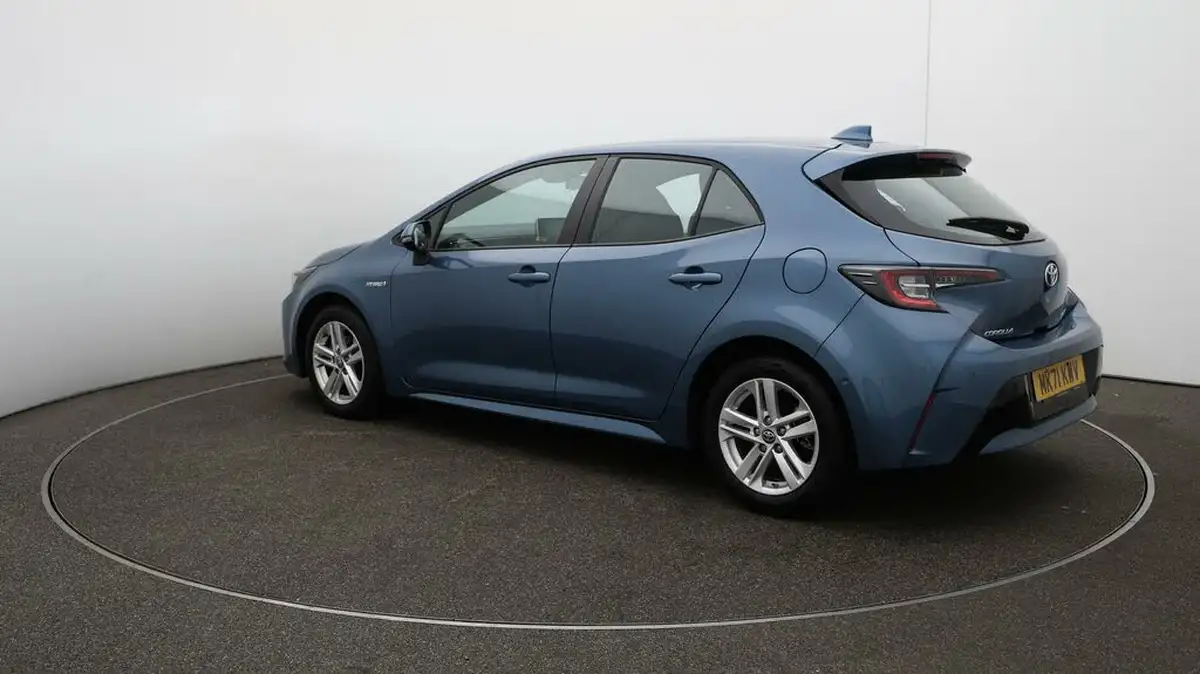 2021-toyota-corolla-18-vvt-i-icon-tech-trk-hatchback-5d-big-54