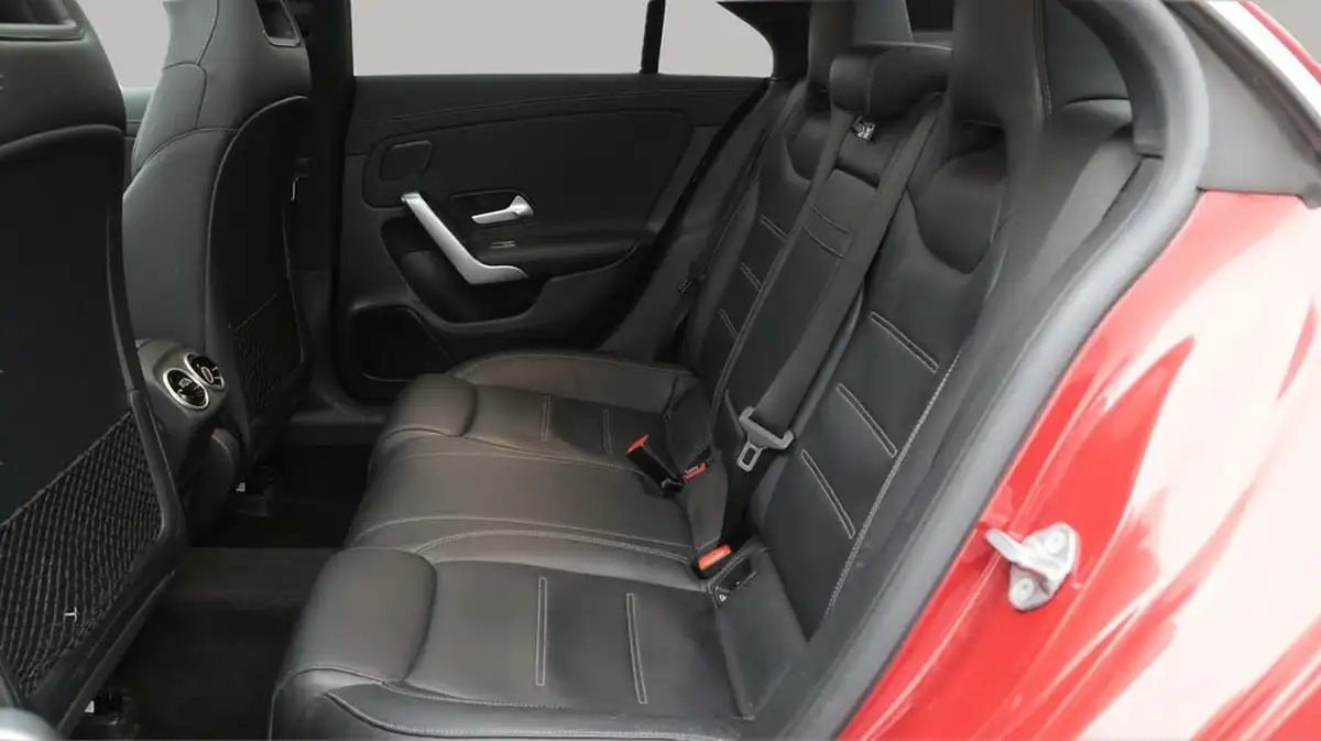 2021-mercedes-benz-cla-13-cla-180-amg-line-premium-plus-coupe-4d-big-16