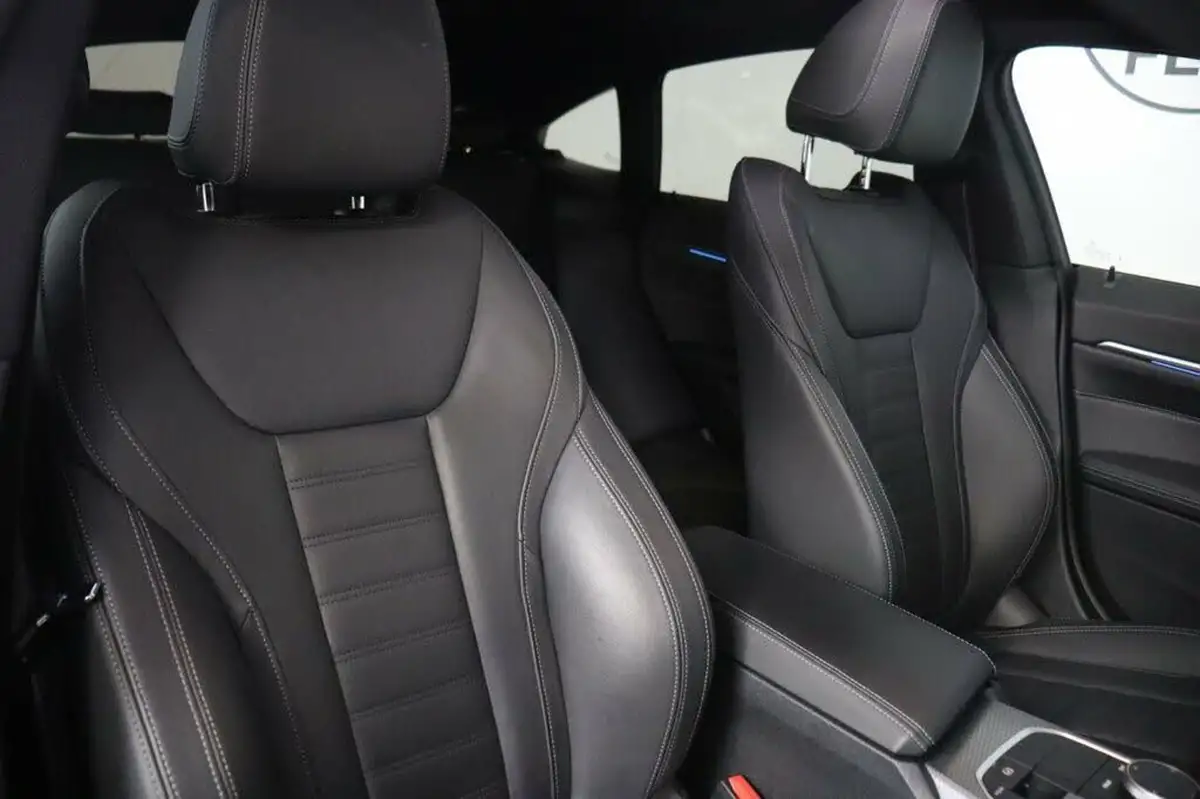 2023-bmw-i4-e-m50-big-29