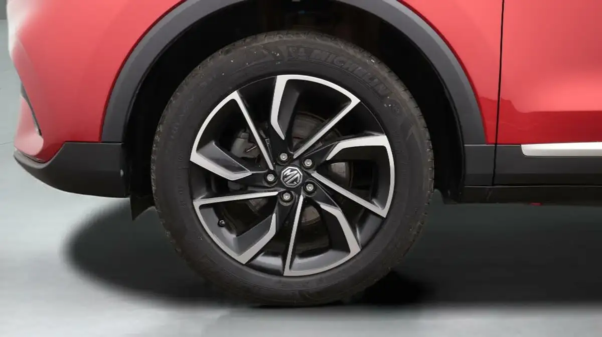 2022-mg-zs-suv-15-vti-tech-exclusive-big-18