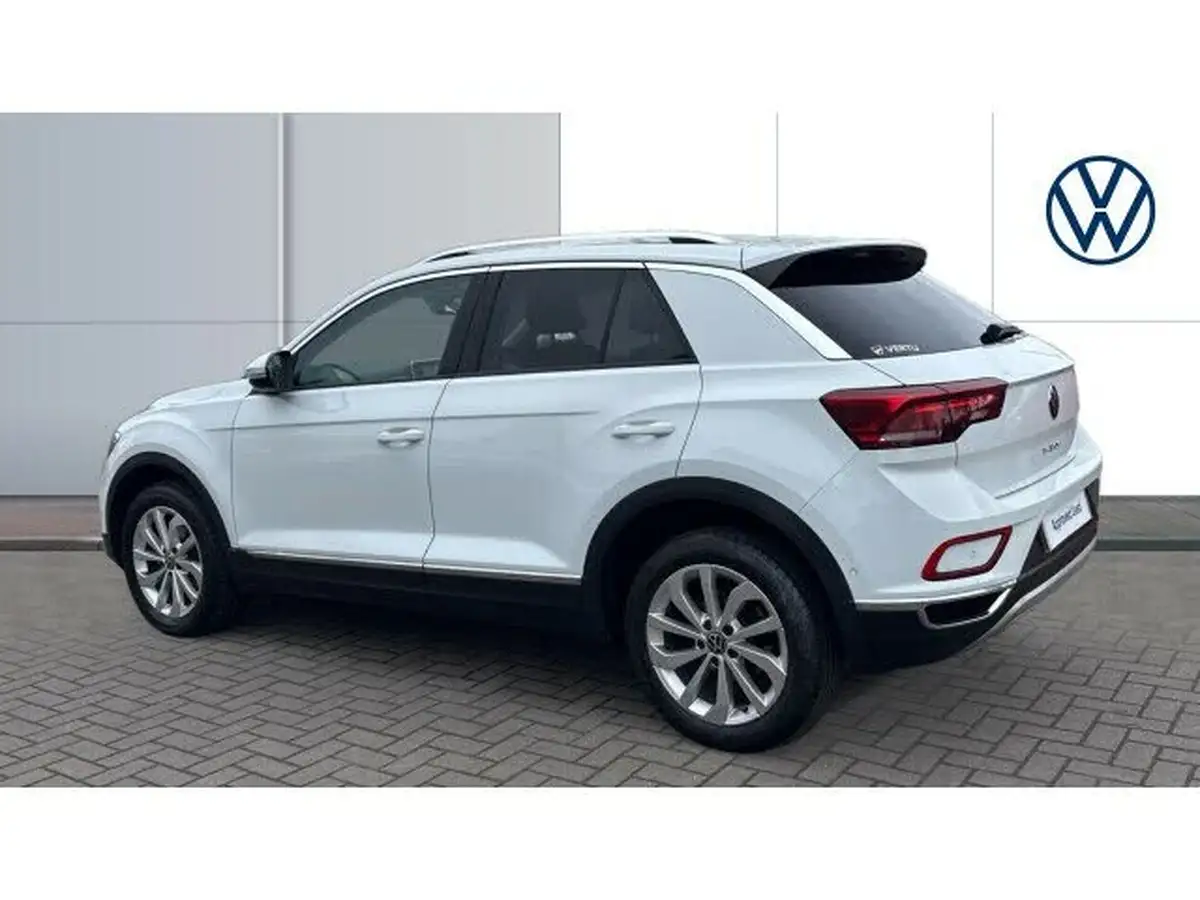 2022-volkswagen-t-roc-15-tsi-style-hatchback-5d-big-2