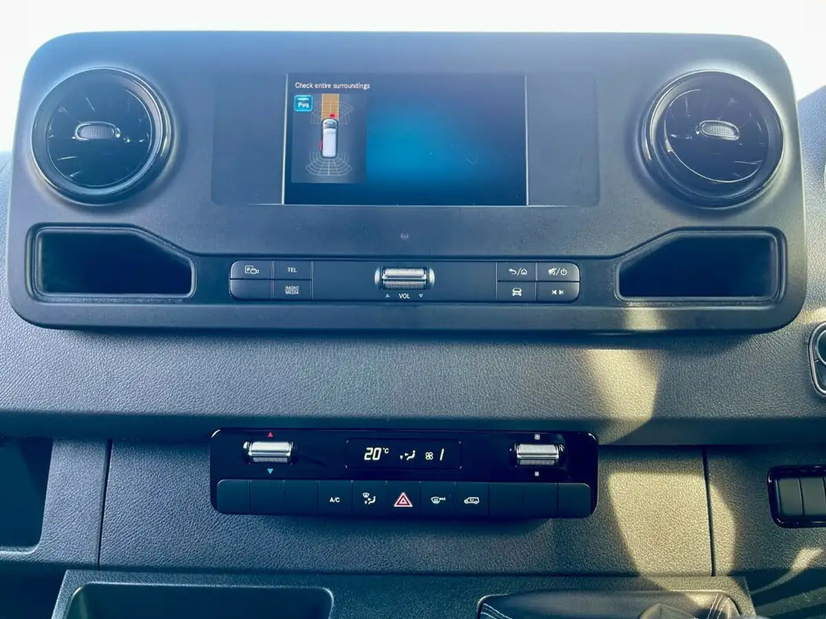 2022-mercedes-benz-sprinter-20cdi-315-l3h2-progressive-150pseu6d-panel-eco-gear-360-big-13