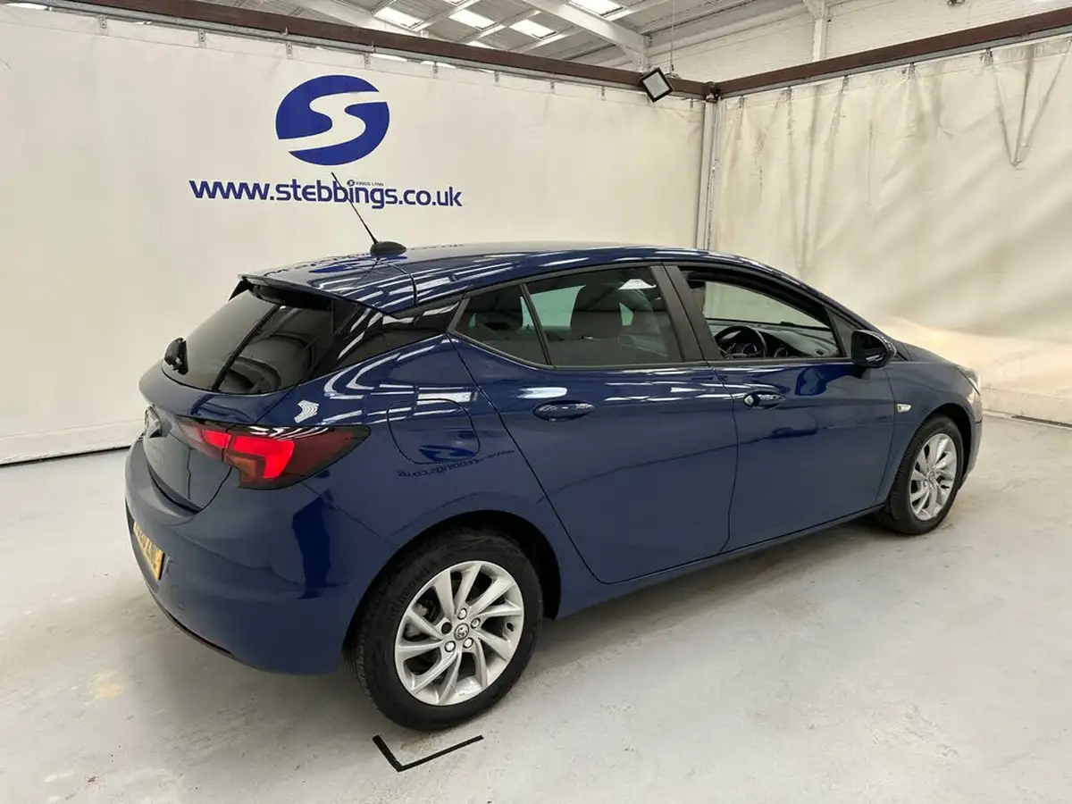 2020-vauxhall-astra-15-turbo-d-business-edition-nav-105ps-hatchback-big-6