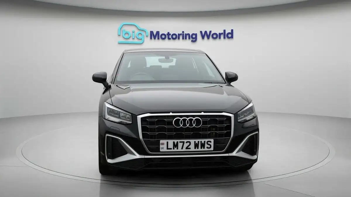 2022-audi-q2-15-35-tfsi-s-line-tronic-big-2