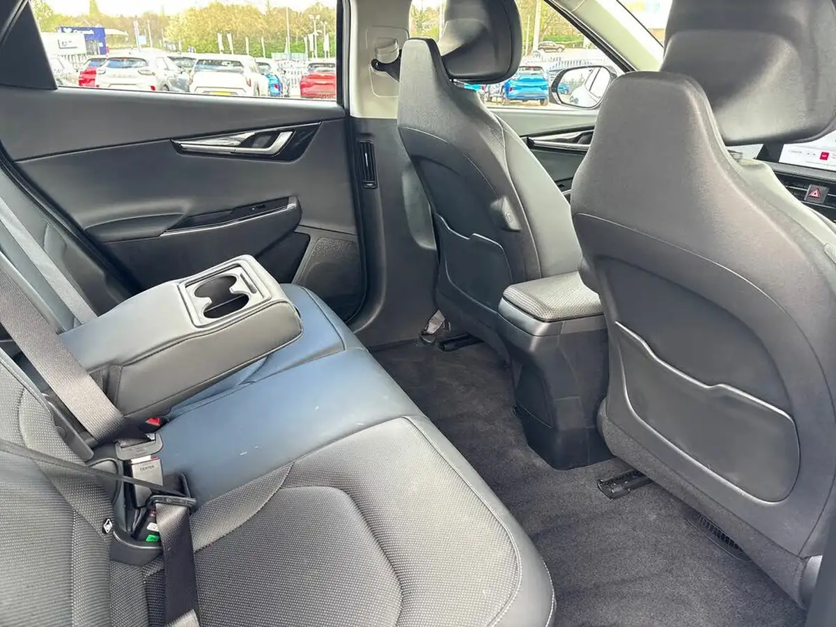 2024-kia-ev6-e-air-774kwh-lithium-ion-big-36