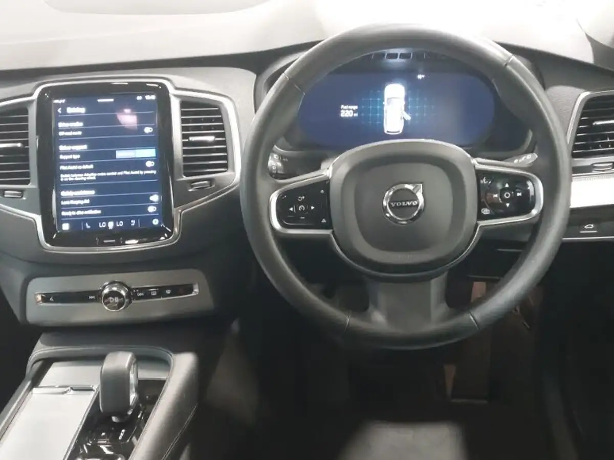 2022-volvo-xc90-20-b5-core-big-9