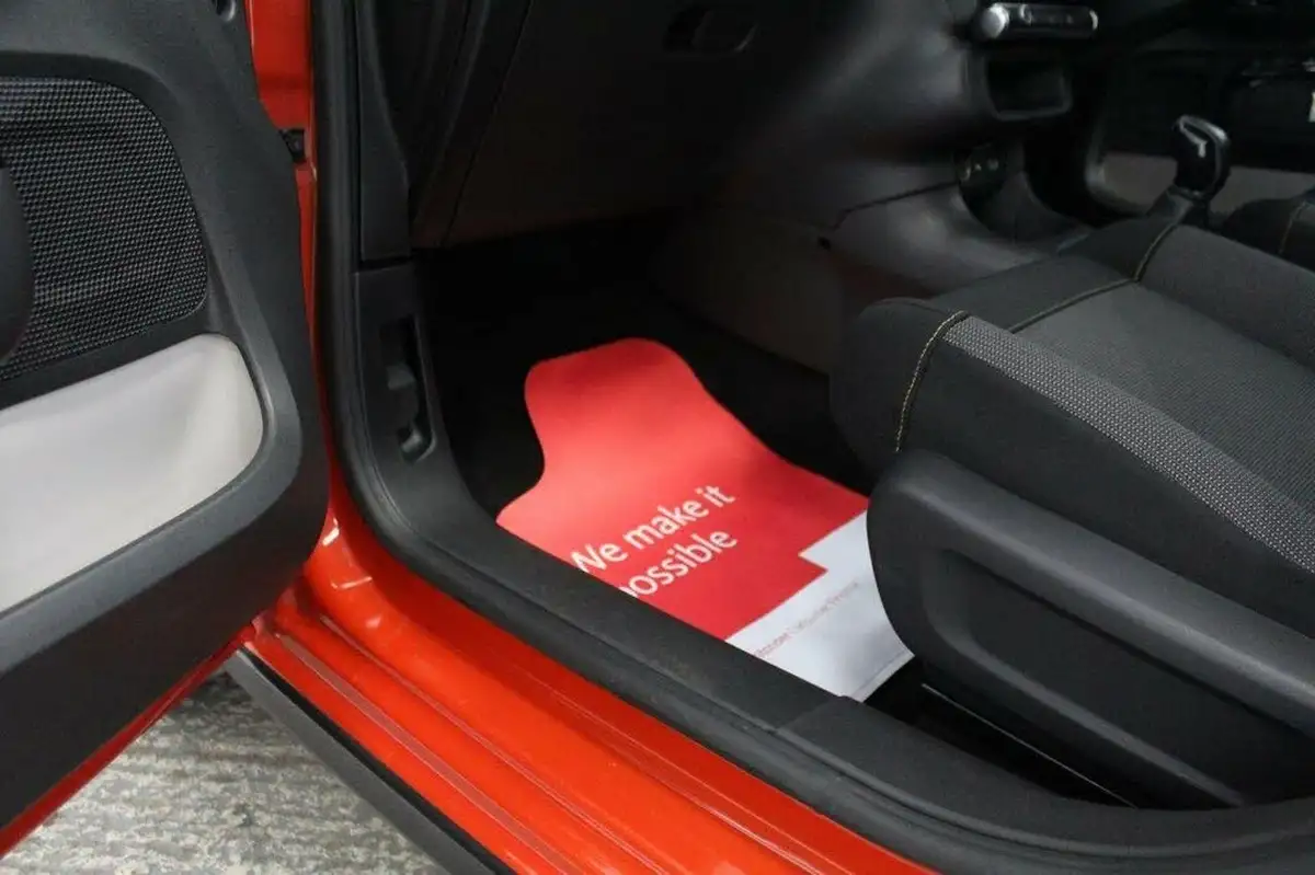2017-citroen-c3-12-puretech-feel-82ps-big-23