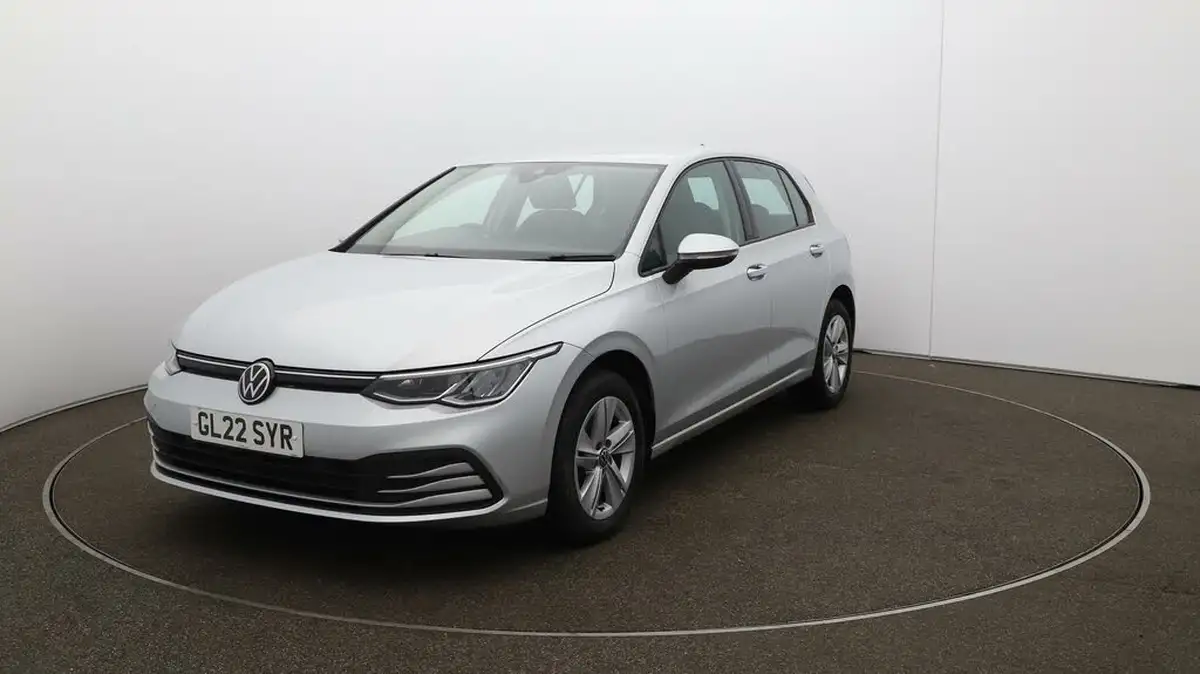 2022-volkswagen-golf-10-tsi-life-hatchback-big-28