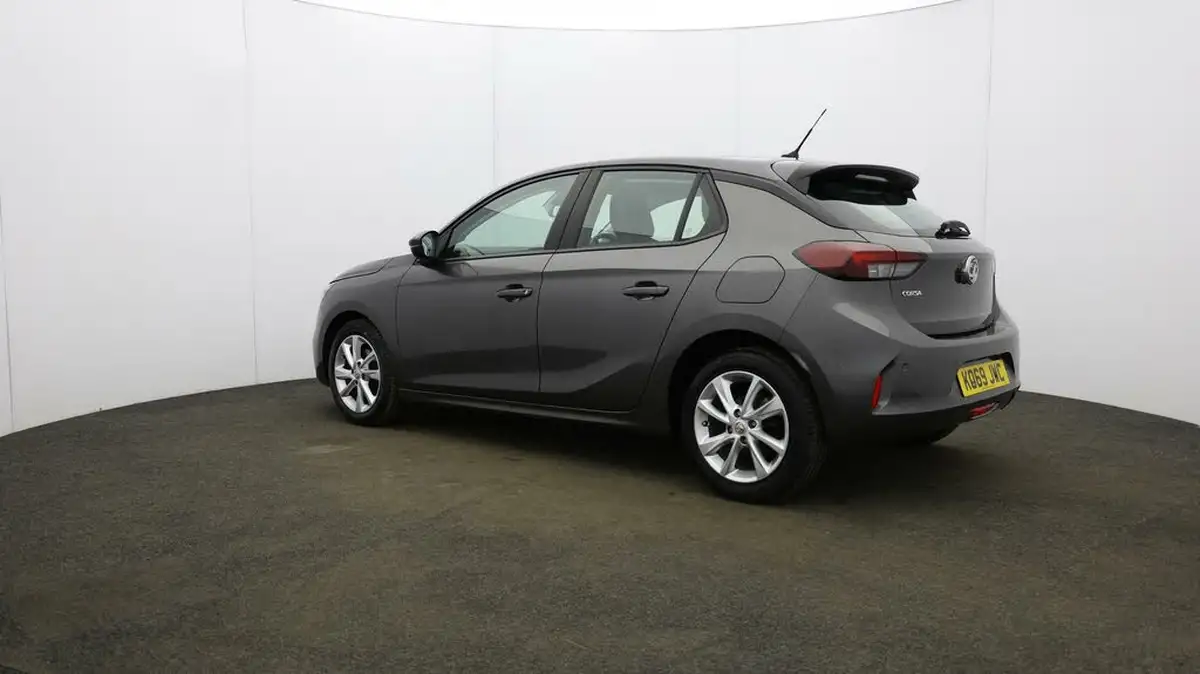 2020-vauxhall-corsa-12-turbo-se-premium-big-4