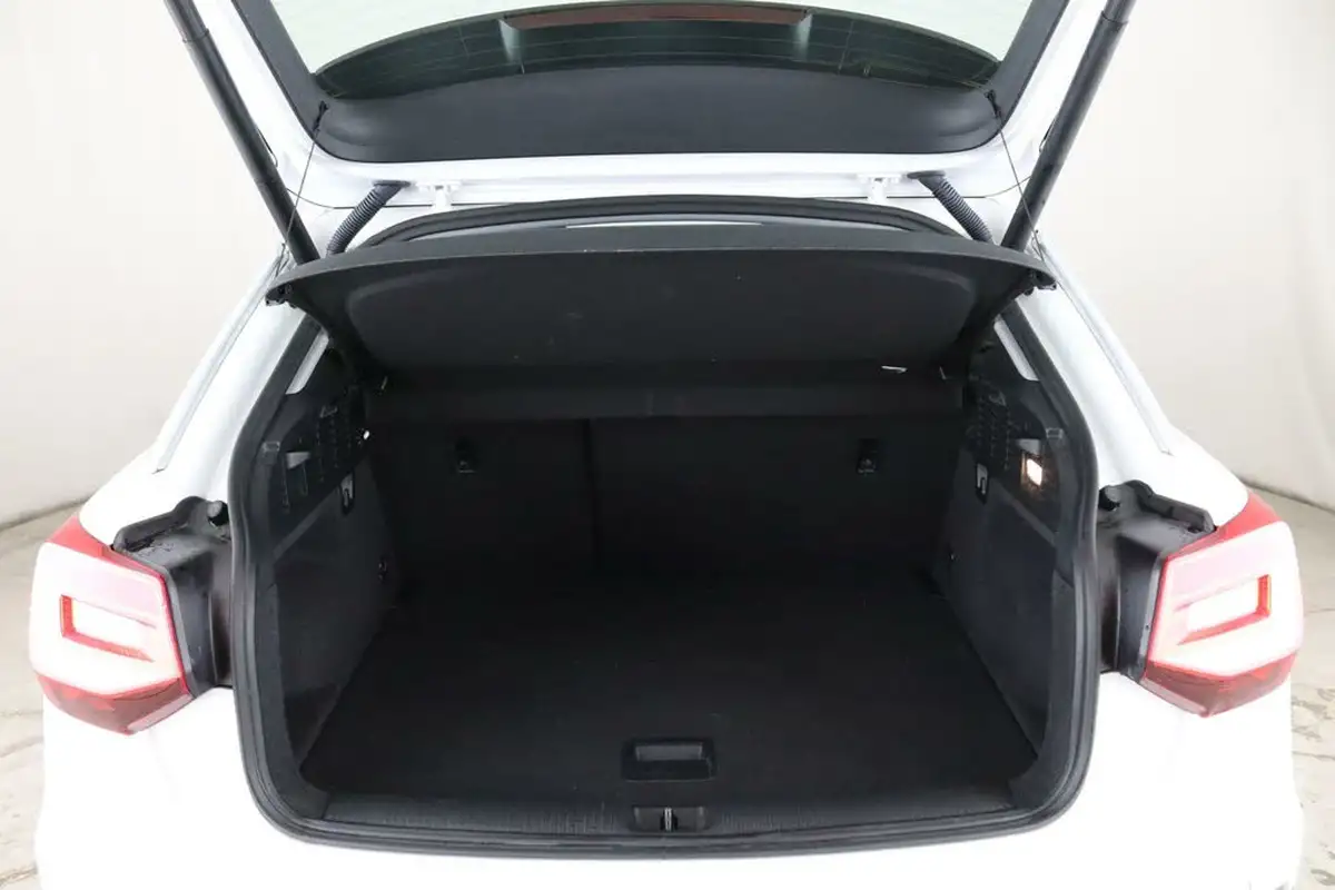 2019-audi-q2-16-30-tdi-sport-big-12
