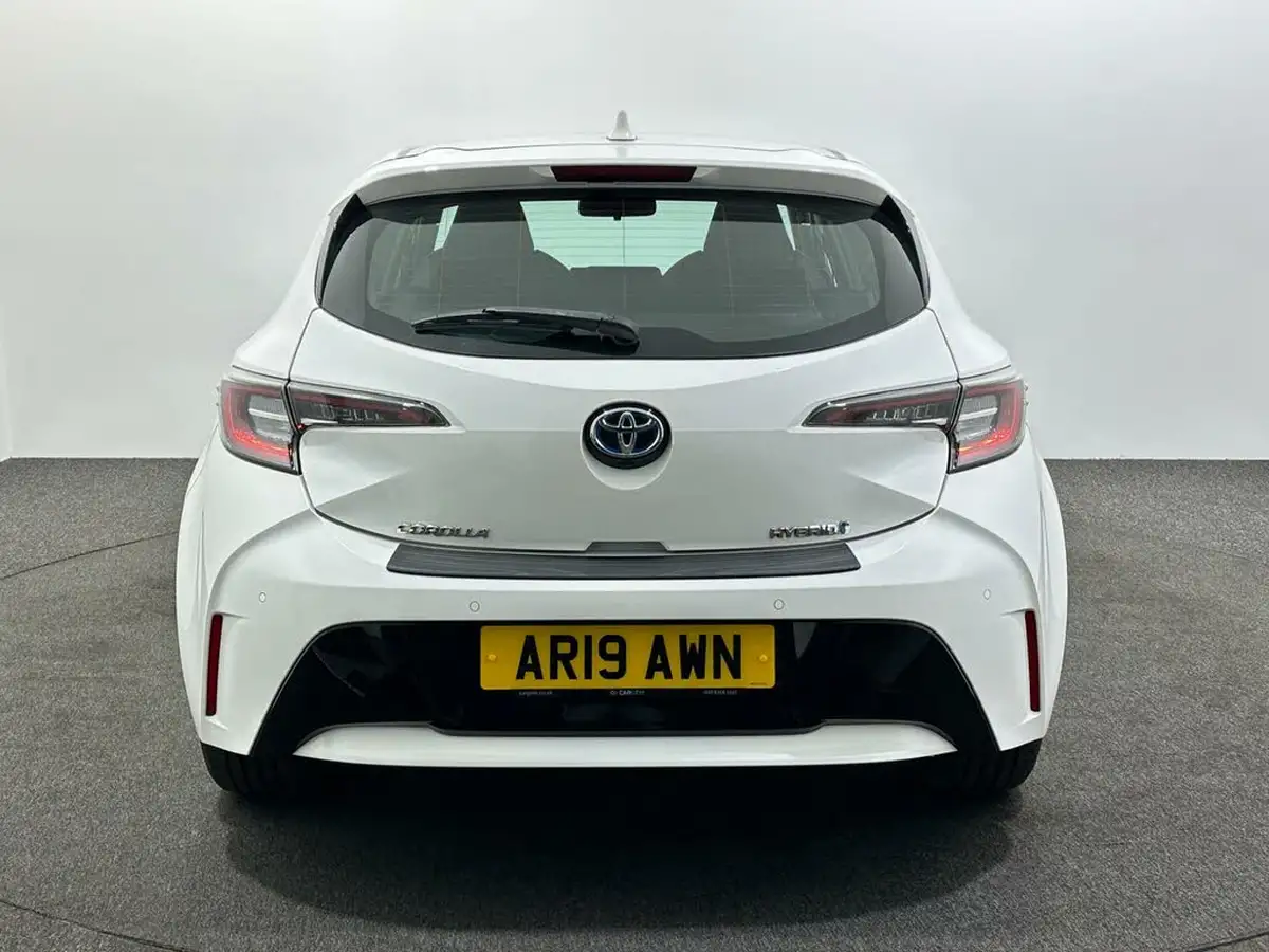 2019-toyota-corolla-18-vvt-i-icon-spare-wheel-hatchback-5d-big-5