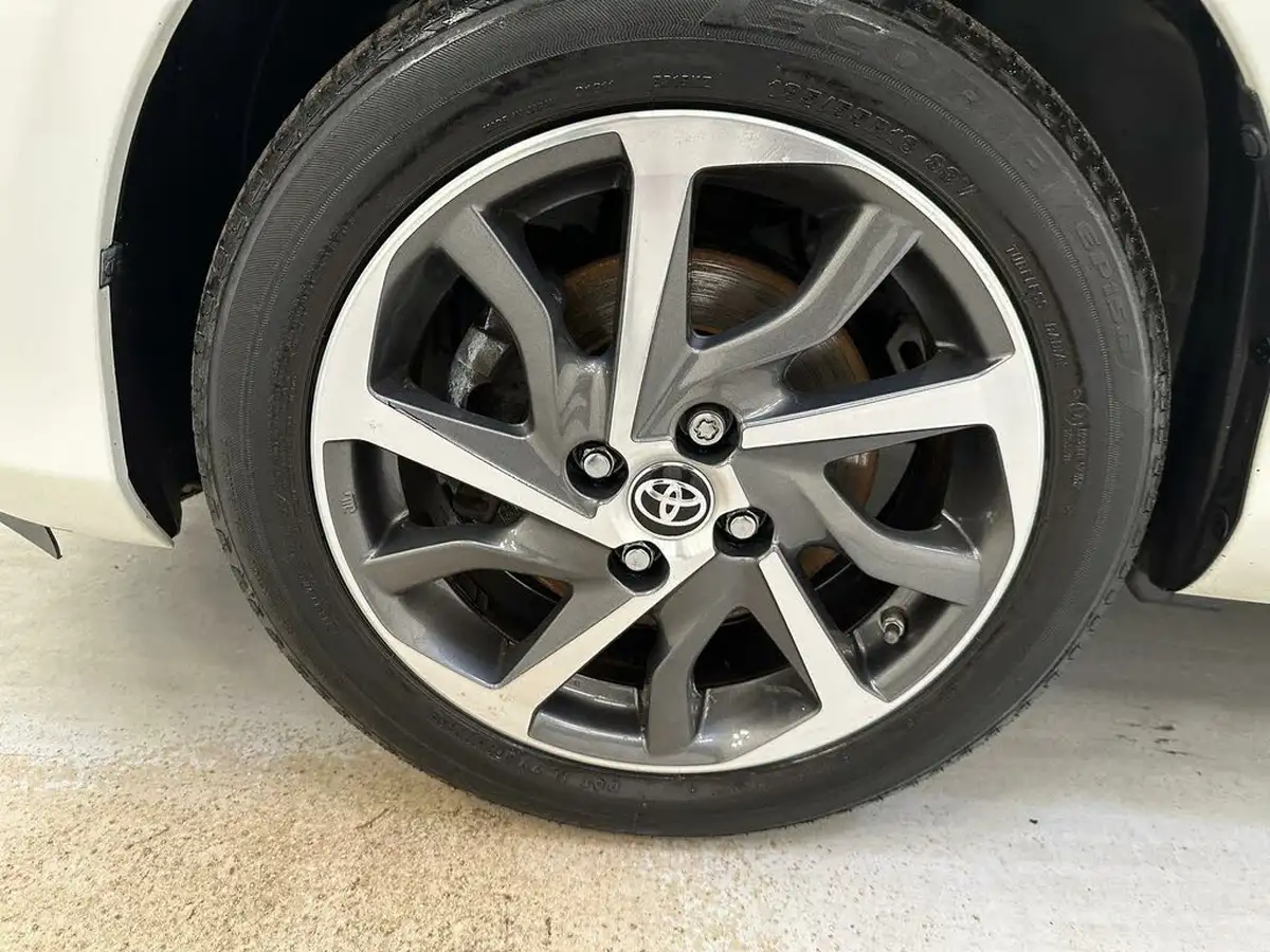 2019-toyota-yaris-15-vvt-i-y20-111bhp-1496cc-big-32