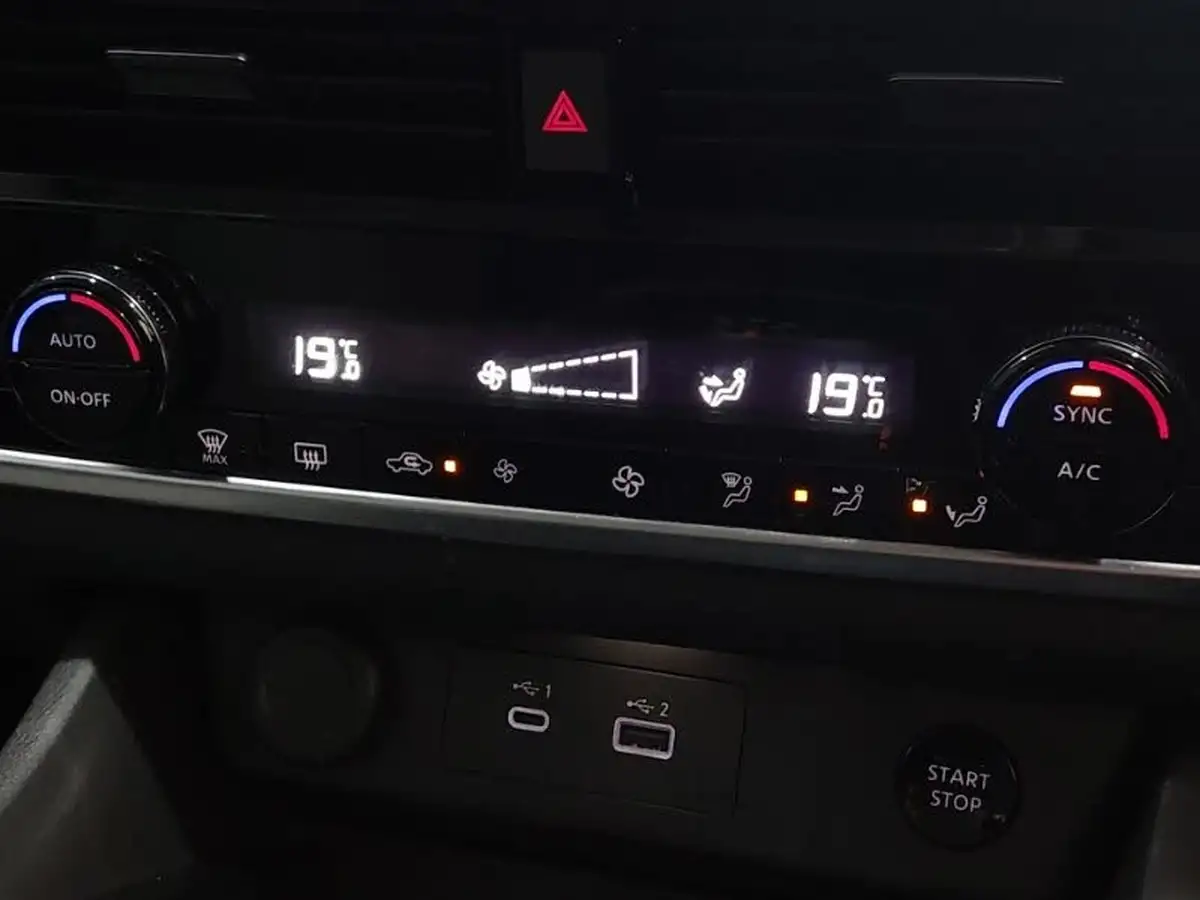 2024-nissan-x-trail-15-e-power-acenta-premium-213ps-7-seat-e-4orce-big-13