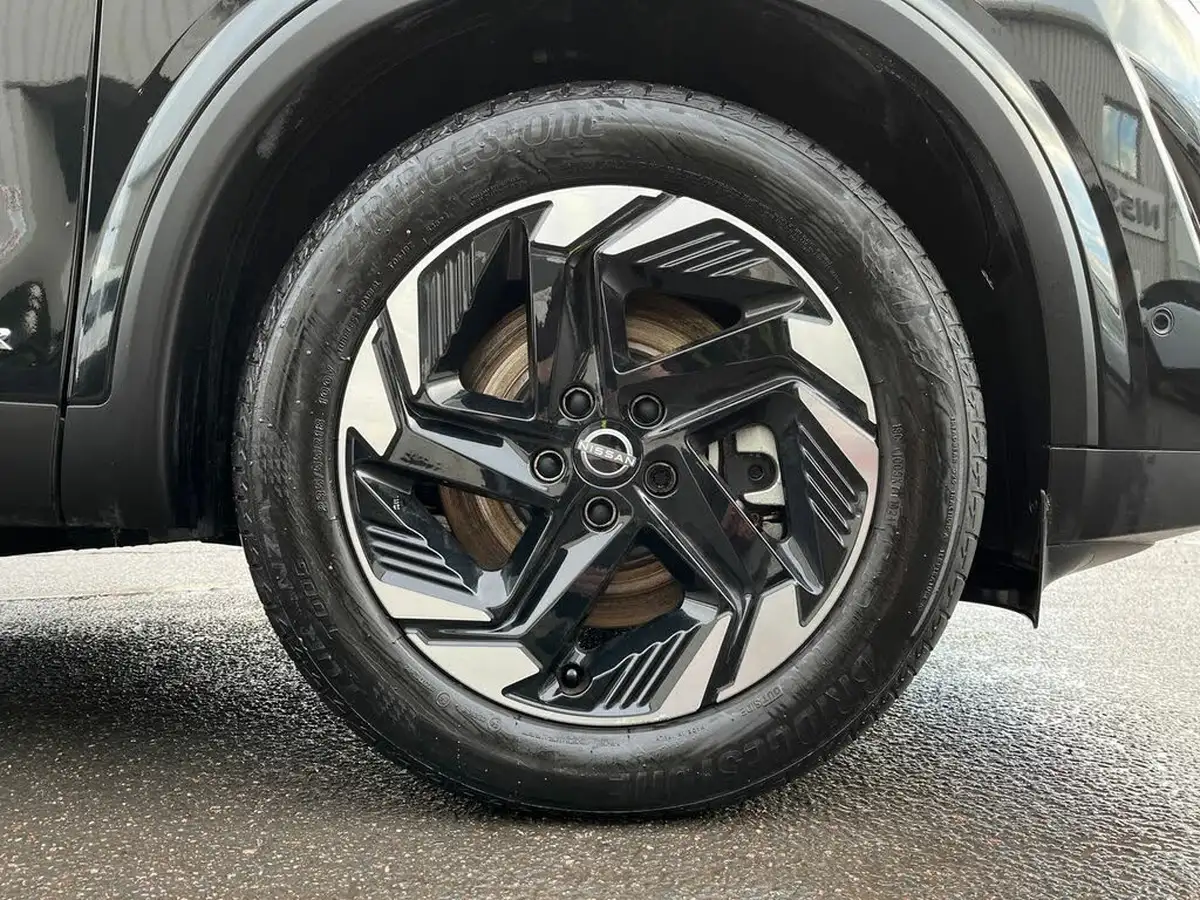 2024-nissan-qashqai-15-n-connecta-glass-roof-pack-big-14