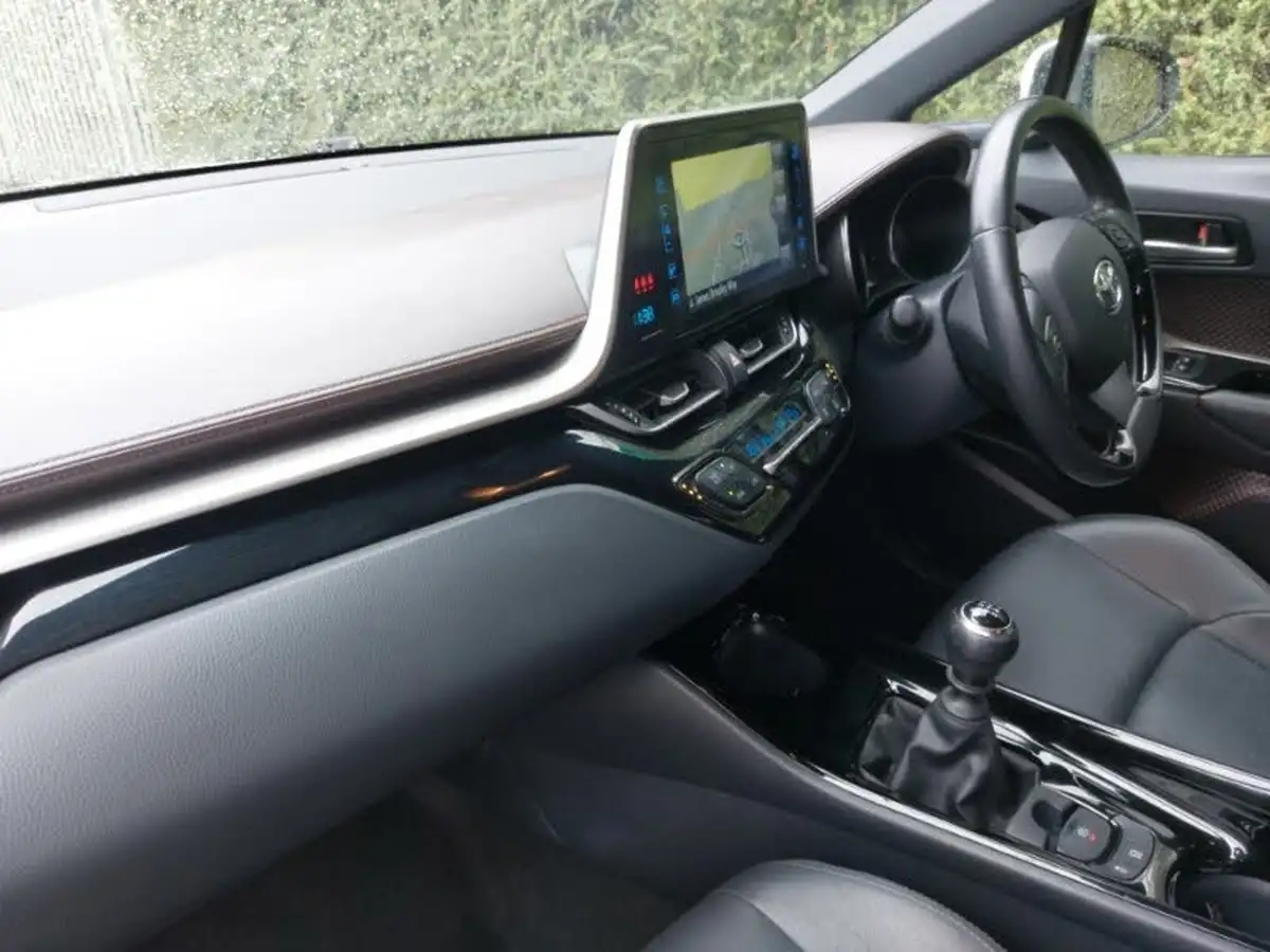 2019-toyota-c-hr-12-excel-big-4