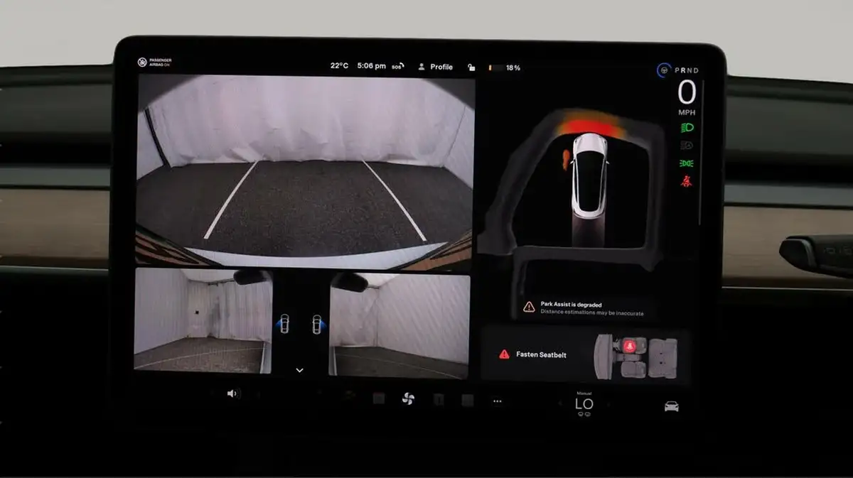 2022-tesla-model-3-e-rwd-big-25