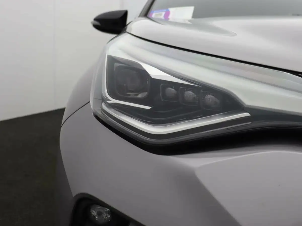 2020-toyota-c-hr-18-vvt-i-dynamic-big-39