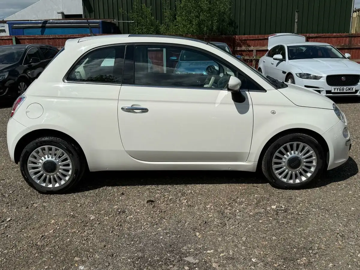 2013-fiat-500-09-lounge-big-3