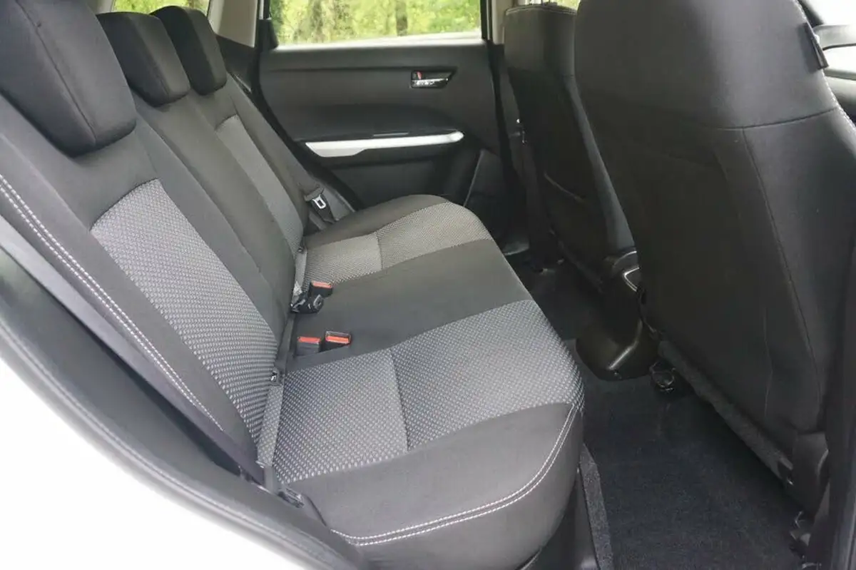 2018-suzuki-vitara-16-sz-t-urban-pack-auto-big-6