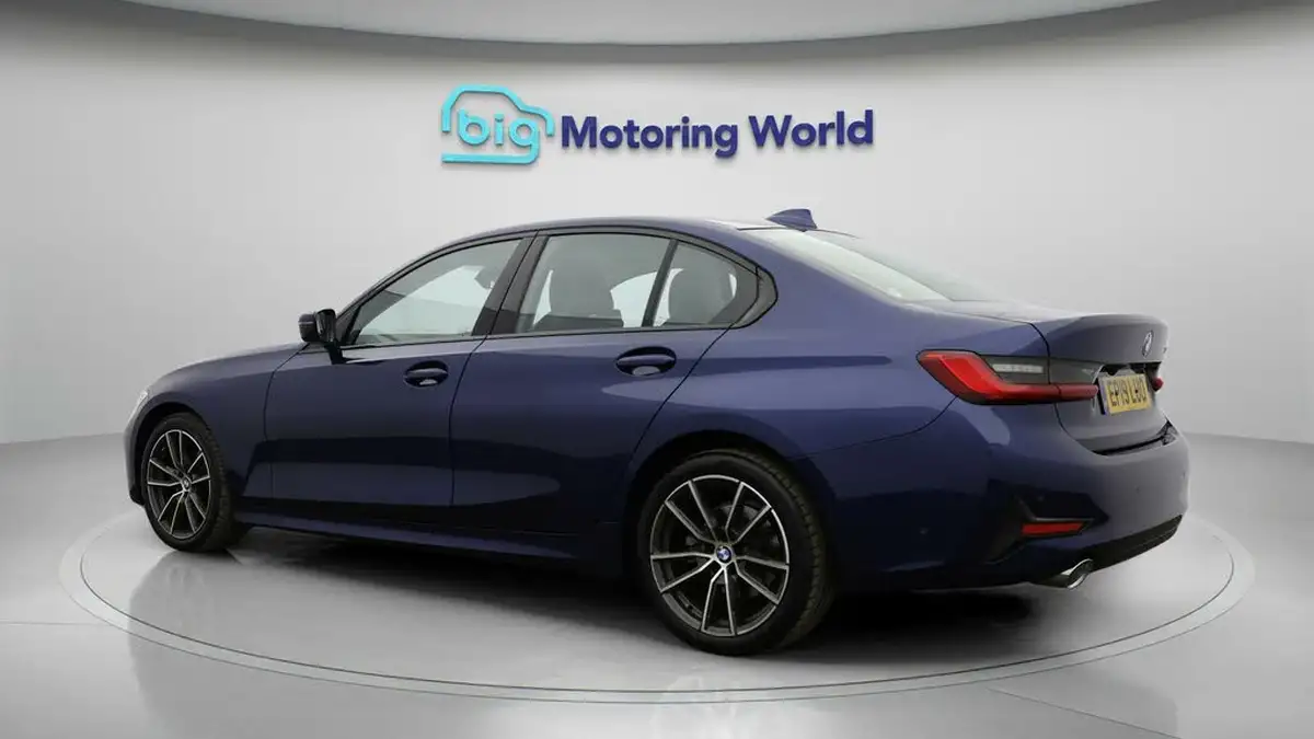 2019-bmw-3-series-20td-320d-sport-188bhp-saloon-4d-auto-big-4