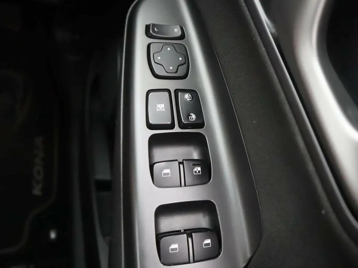2019-hyundai-kona-10-t-gdi-se-big-26