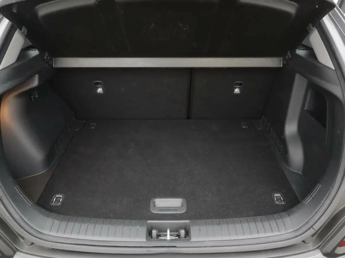 2019-hyundai-kona-10-t-gdi-se-big-6