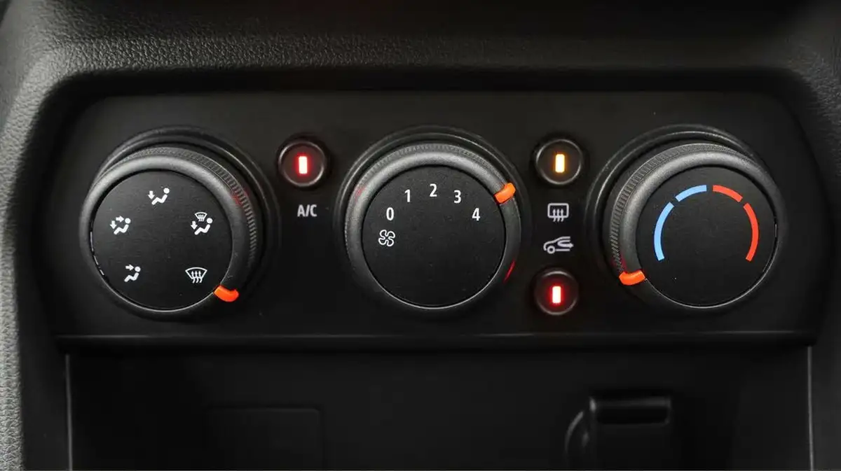 2021-dacia-sandero-stepway-10-tce-essential-90bhp-big-11