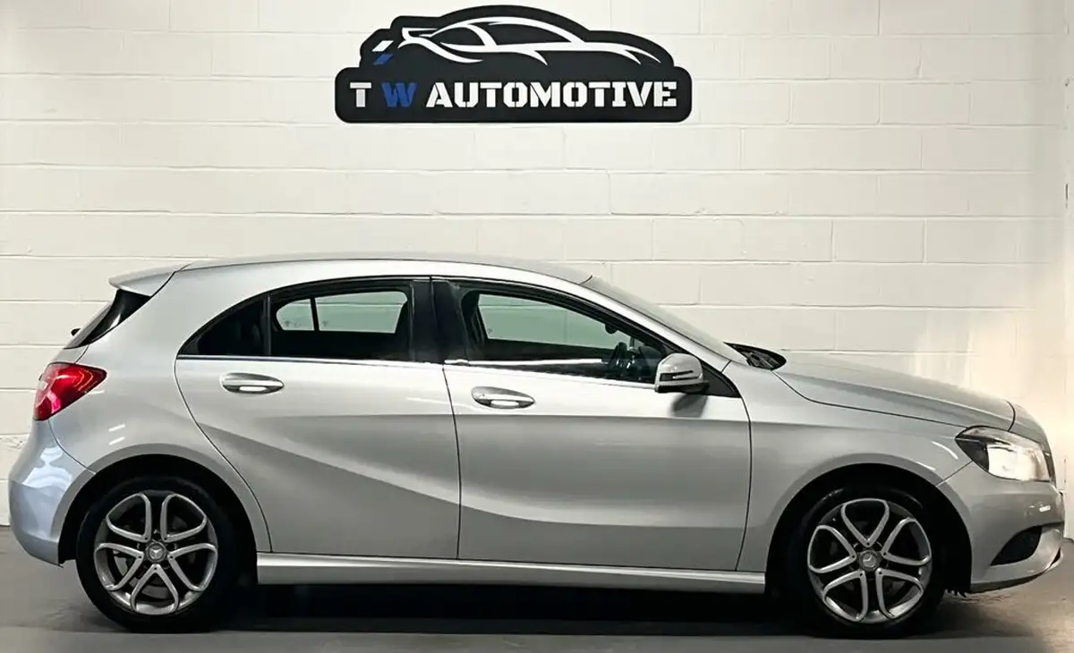 2015-mercedes-benz-a-class-15-cdi-a180-sport-109ps-7g-dct-big-3