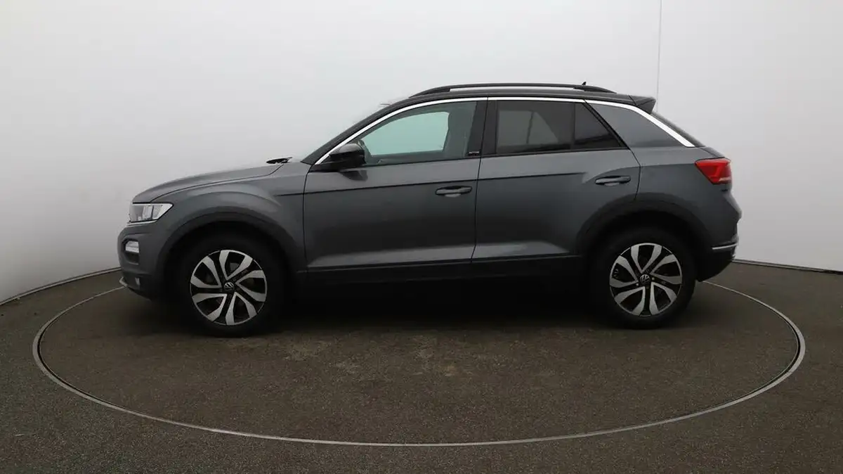 2021-volkswagen-t-roc-10-tsi-active-hatchback-5d-big-57