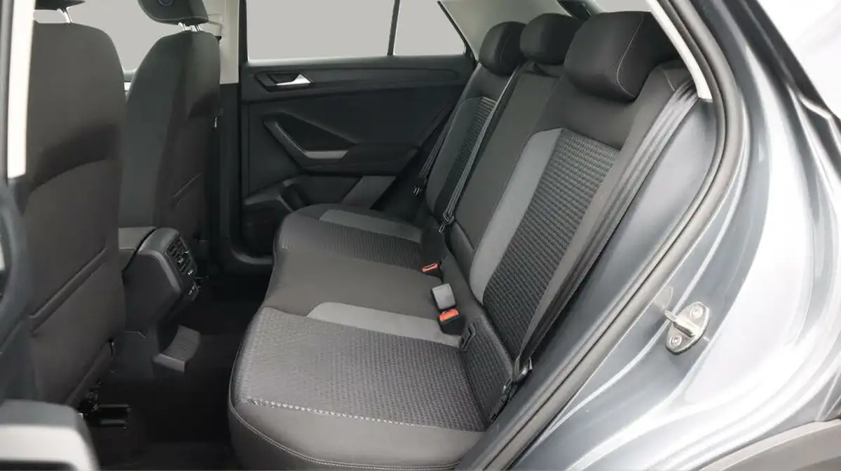 2021-volkswagen-t-roc-10-tsi-active-hatchback-5d-big-16