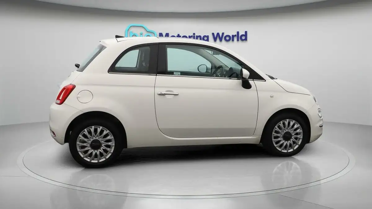 2019-fiat-500-12-lounge-ss-big-8