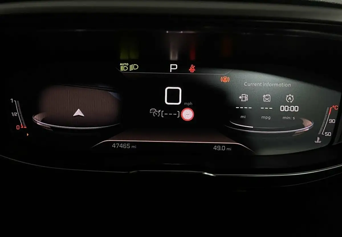2021-peugeot-5008-suv-12-puretech-gt-eat8-big-14