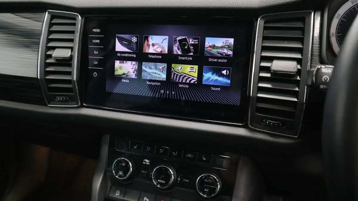 2021-skoda-kodiaq-15-tsi-se-l-dsg-big-7