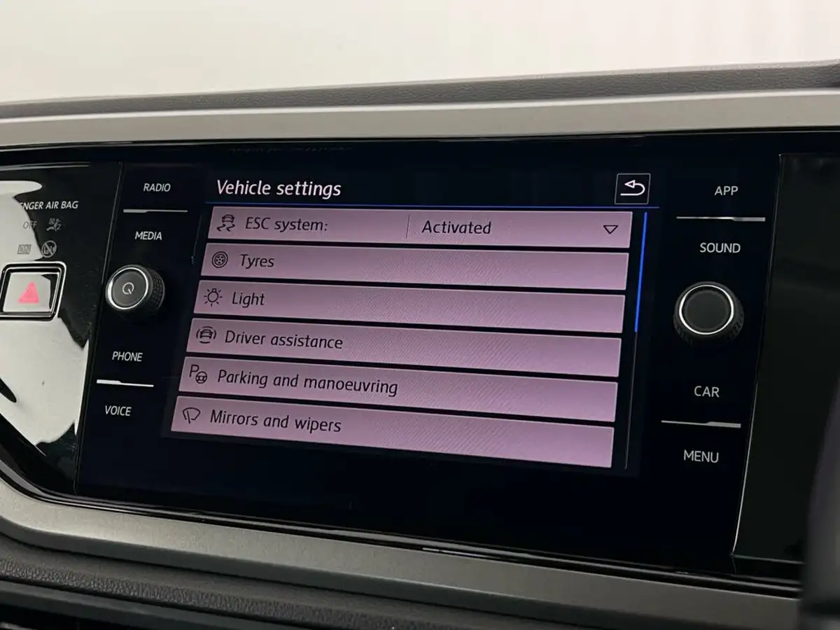 2019-volkswagen-polo-10-tsi-se-ss-big-27