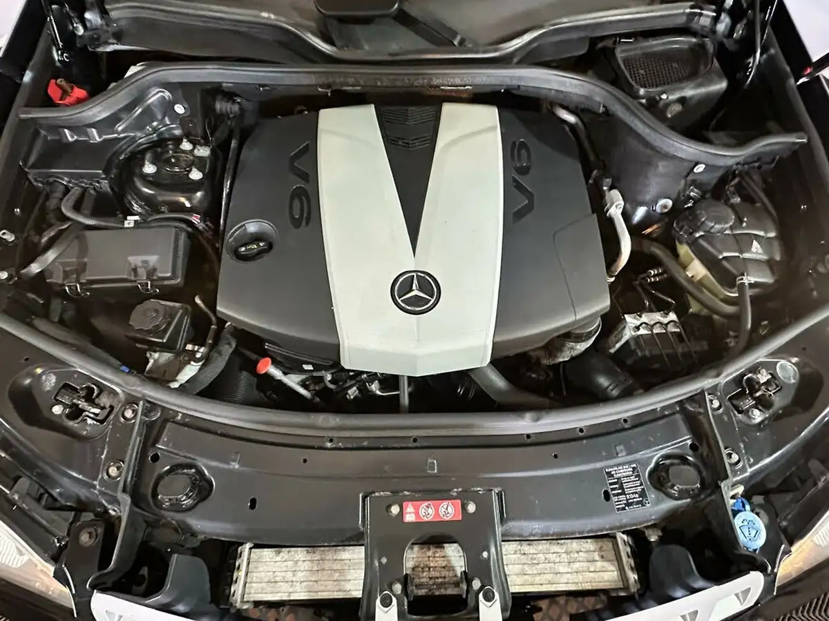 2011-mercedes-benz-m-class-30td-ml300-sport-auto-big-9